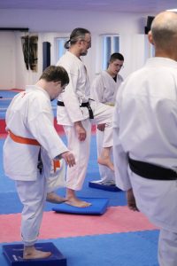 A-Karate mit Handicap
